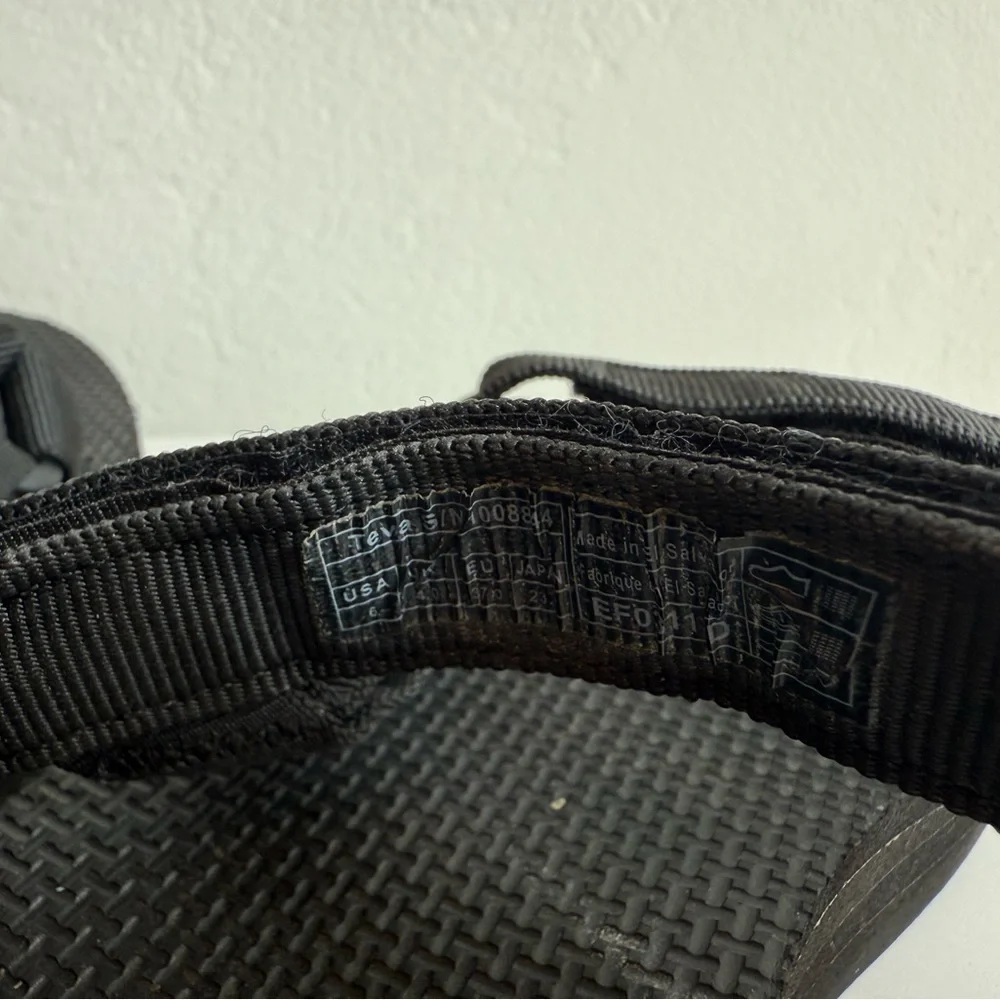 Teva Flatform Universal Sandal Black W6 - Picture 6 of 8